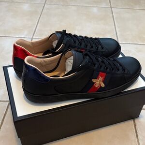New Men’s Black Leather Web and Bee Signature Gucci Sneakers